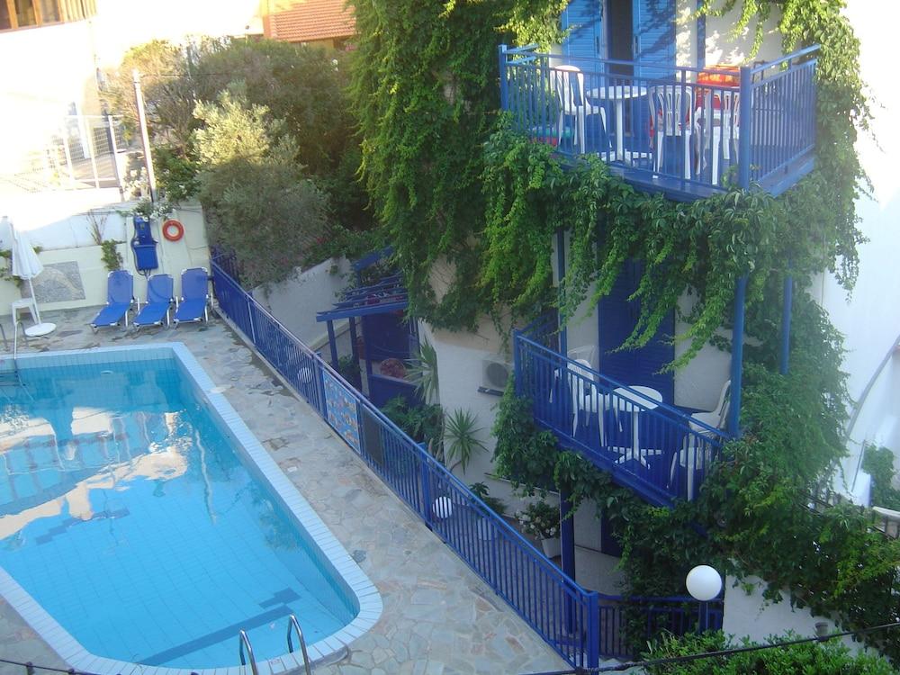 Amazona Aparthotel Ajía Pelajía Kültér fotó
